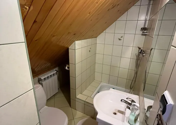 Goscinne Maria 农家乐